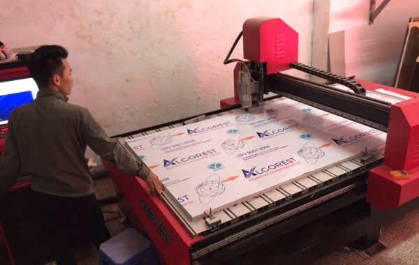 Cắt CNC quảng cáo alu mica giá rẻ tại TP Vinh Nghệ An