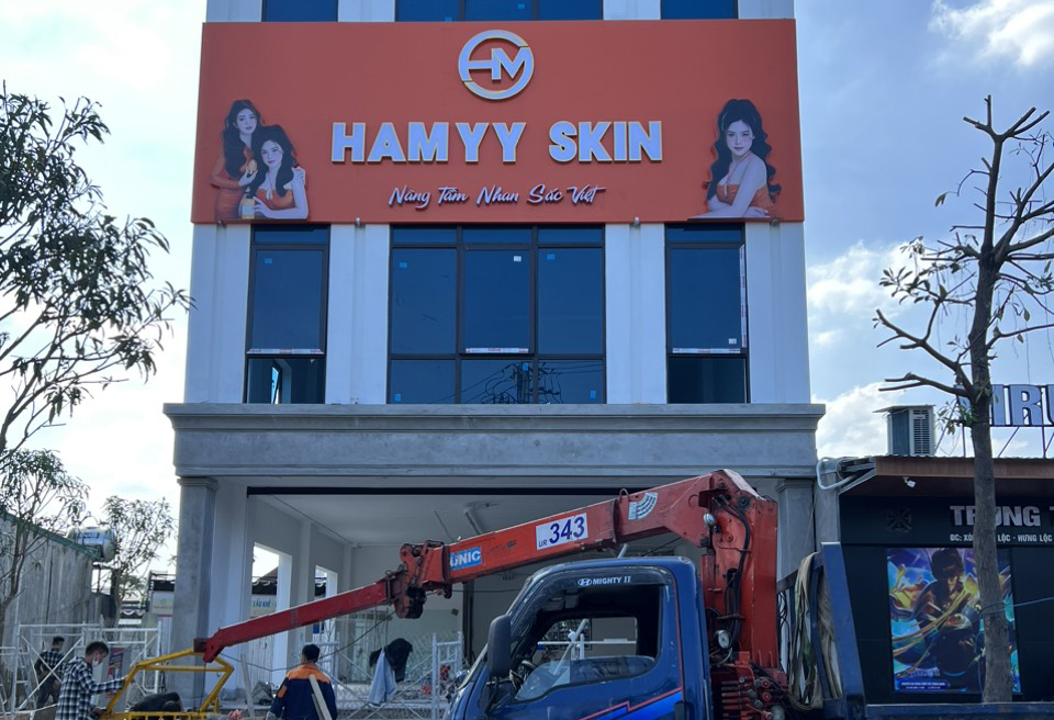 Thi công biển quảng cáo cho Spa "HAMYY SKIN"