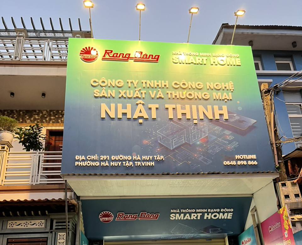 Thi công biển quảng cáo cho smart home "Nhật Thịnh"