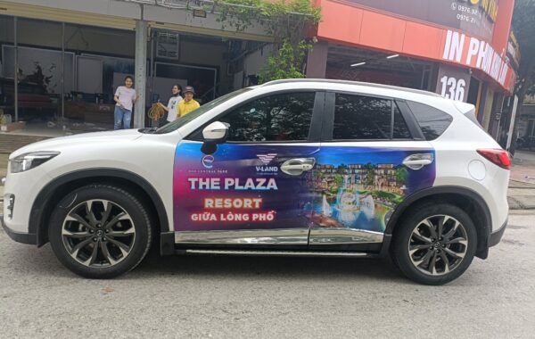 Dán decal ô tô “The plaza”
